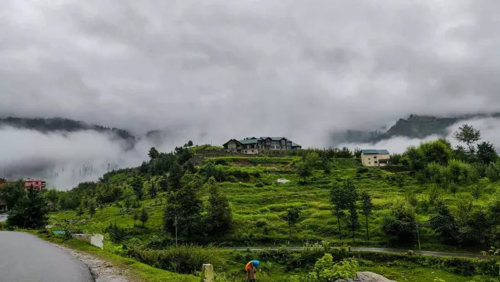 How To Plan A Budget Friendly Srinagar Trip: Top Essential Tips
