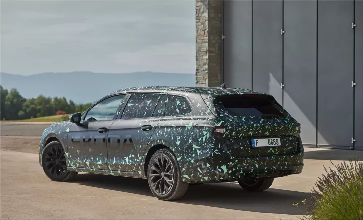 Skoda Unveils New Superb and Kodiaq at the Tour de France