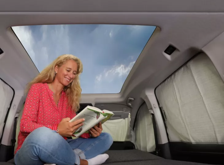 The new Volkswagen Caddy California with a panoramic sunroof
